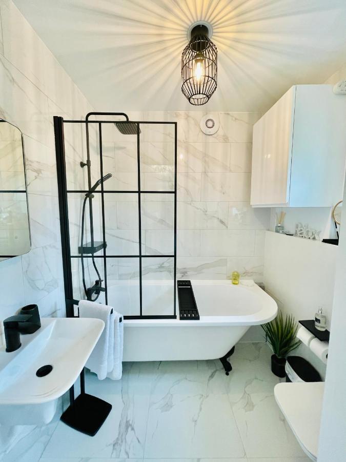 Cotswold Chic Retreats "Cloud Nine" Central Chipping Campden-Parking-Garden Exteriör bild